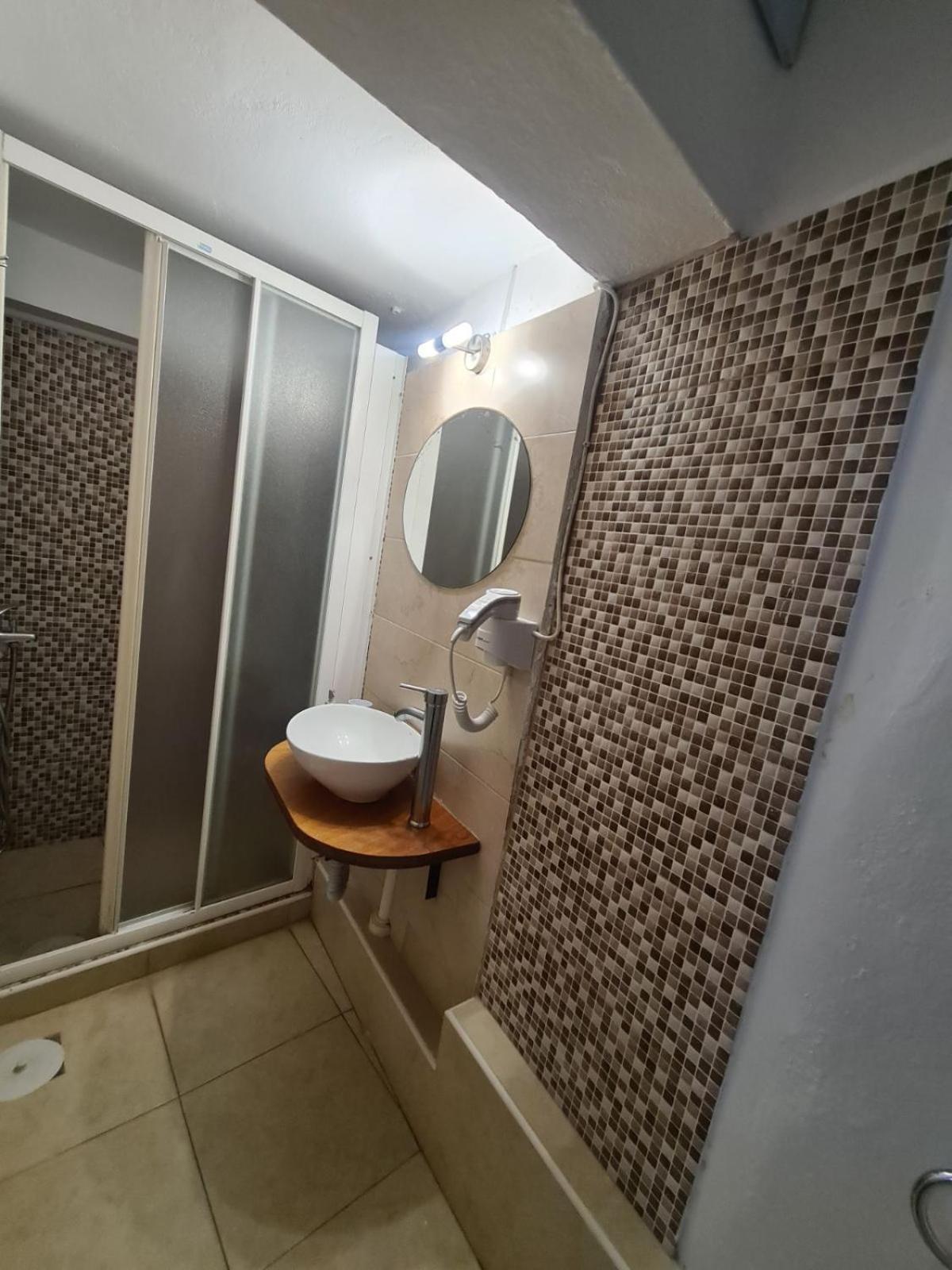 Aithra -Cosy Studio In Centre Of Poros Poros Town Exterior foto